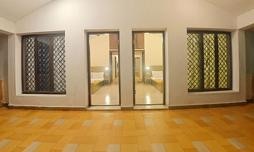 Blue Bay Beach Resort - Mahabalipuram