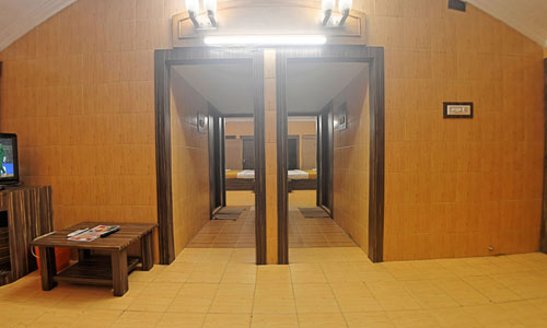 Blue Bay Beach Resort - Mahabalipuram