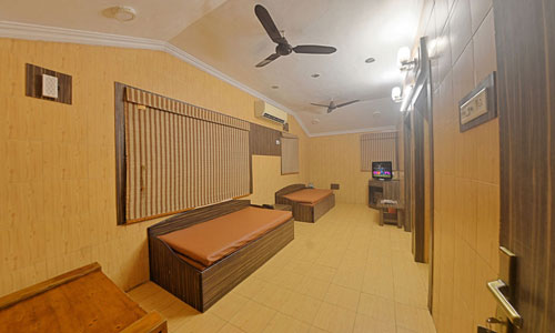 Blue Bay Beach Resort - Mahabalipuram