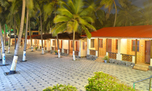 Blue Bay Beach Resort - Mahabalipuram