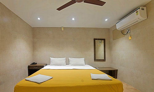 Blue Bay Beach Resort - Mahabalipuram