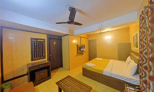 Blue Bay Beach Resort - Mahabalipuram