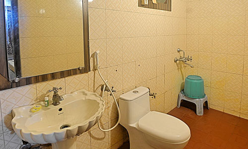 Blue Bay Beach Resort - Mahabalipuram