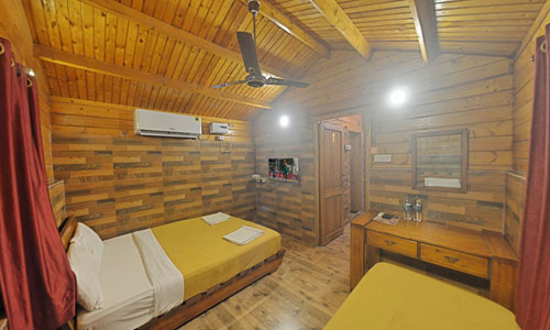 Blue Bay Beach Resort - Mahabalipuram