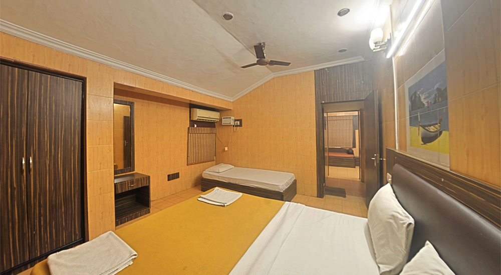 Interconnected room with bedrooms, beds, sofa-cum-bed, teleision, Airconditioner in Bluebay beach resort